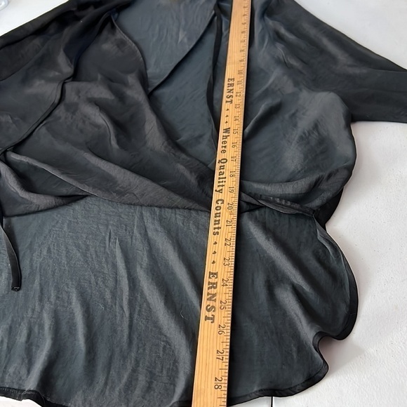 Silence + Noise black satin wrap high low long sleeve top loose fit XS - Picture 5 of 8